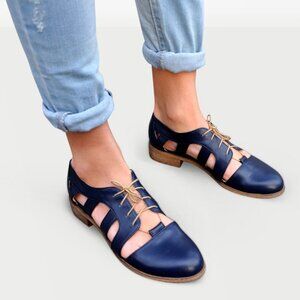 Nassau  - Women's Navy Sandals with Closed Toes, Summer Shoes, EU 42